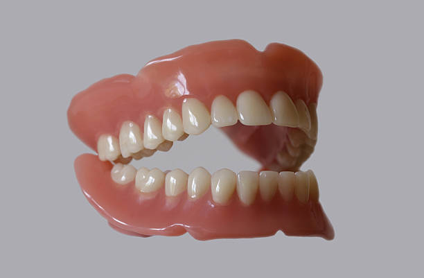 Complete dentures in Santa Paula