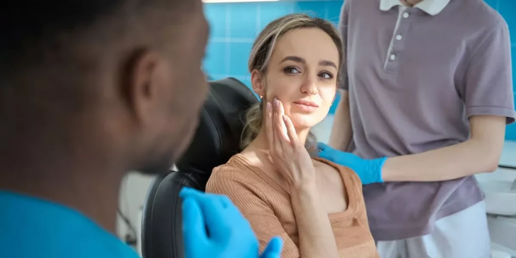 Dentista de Emergencia Cerca de Mí en Santa Paula